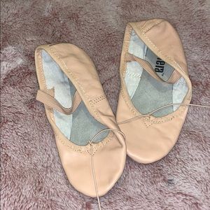 Ballet shoes